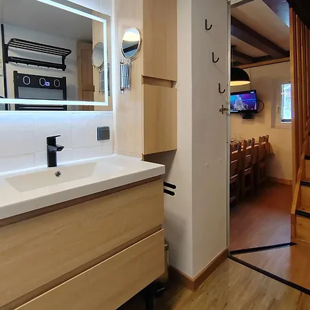 Daire Duplex Cosy 6 Pers, 39m², 3 Chambres, Balcon, Acces Direct Aux Pistes, Centre - Fr-1-545-46