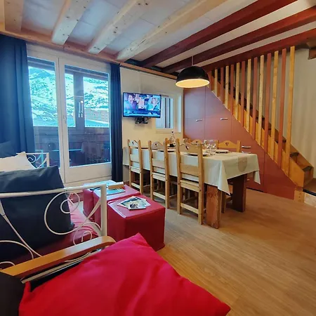 Duplex Cosy 6 Pers, 39m², 3 Chambres, Balcon, Acces Direct Aux Pistes, Centre - Fr-1-545-46 Daire *